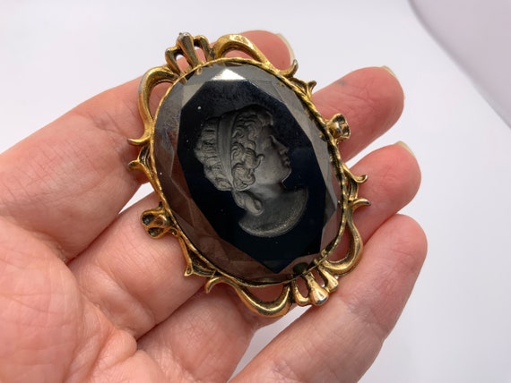 Vintage 1950s Glass Intaglio Cameo Brooch/Pendant… - image 7