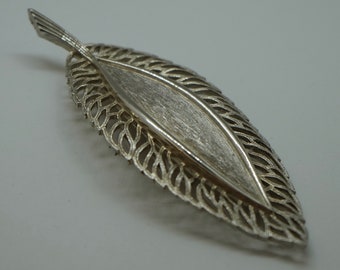 Vintage 1970s Statement Textured Silver Tone Leaf Brooch