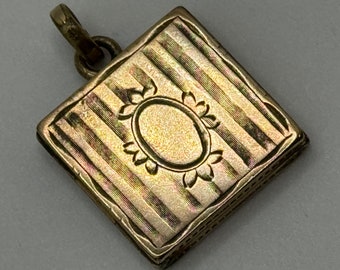 Antique Victorian 1900s Gold Filled Locket - Square Locket - Photograph inside