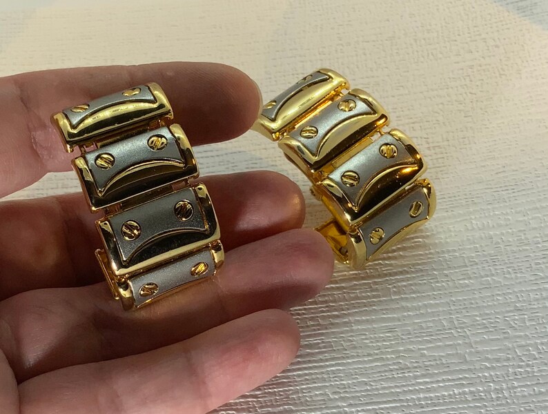 Vintage 1980s90s Statement Gold and Matte Tone Silver Chain Link Clip On Earrings