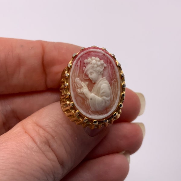 Vintage 1970s Faux Cameo Ring - 18K Gold Electroplated - High Profile - Victorian Revival