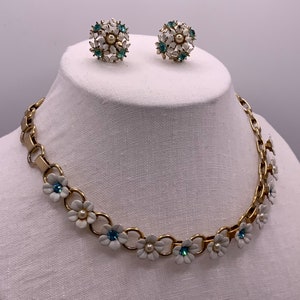 Vintage 1940s/50s CORO Necklace and Clip on Earrings White Enamel Blue Rhinestone and Faux Pearl Gold Tone image 4