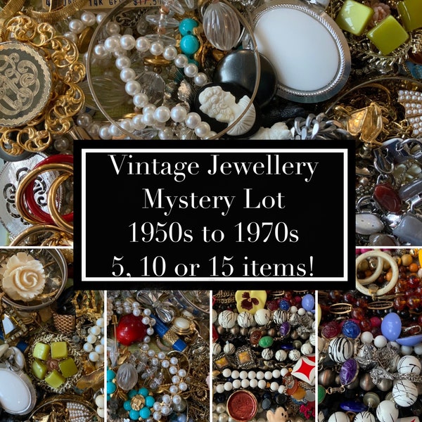 1950s to 1970s Jewellery Mystery Lot - Vintage Jewellery Lot - Clip on Earrings - Necklaces - Bracelets - Custom Jewellery Lot - Wearable