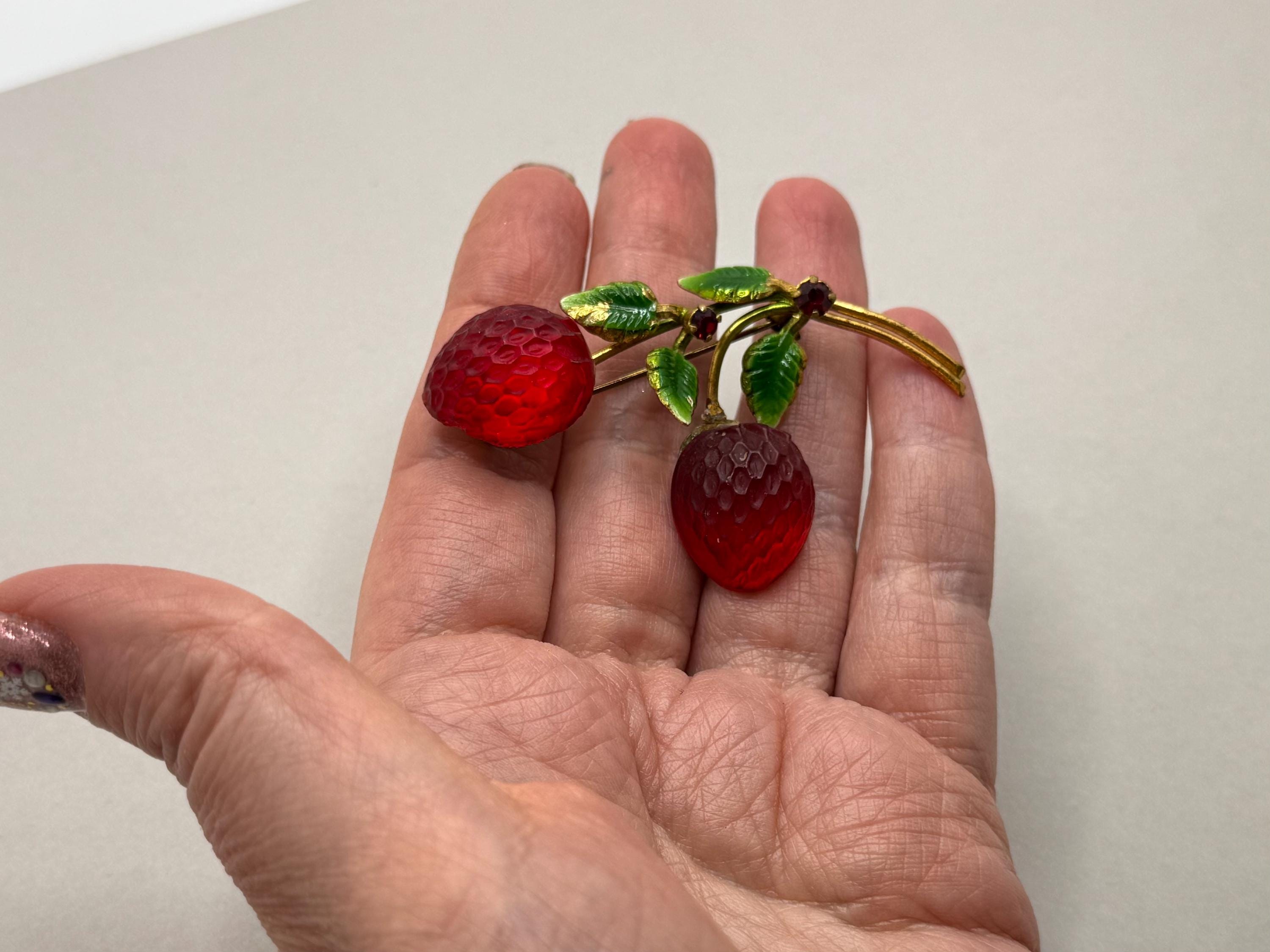 AUSTRIA フルーツ ブローチ ストロベリー② Vintage 1940s AUSTRIA Glass Strawberry and Enamel Brooch