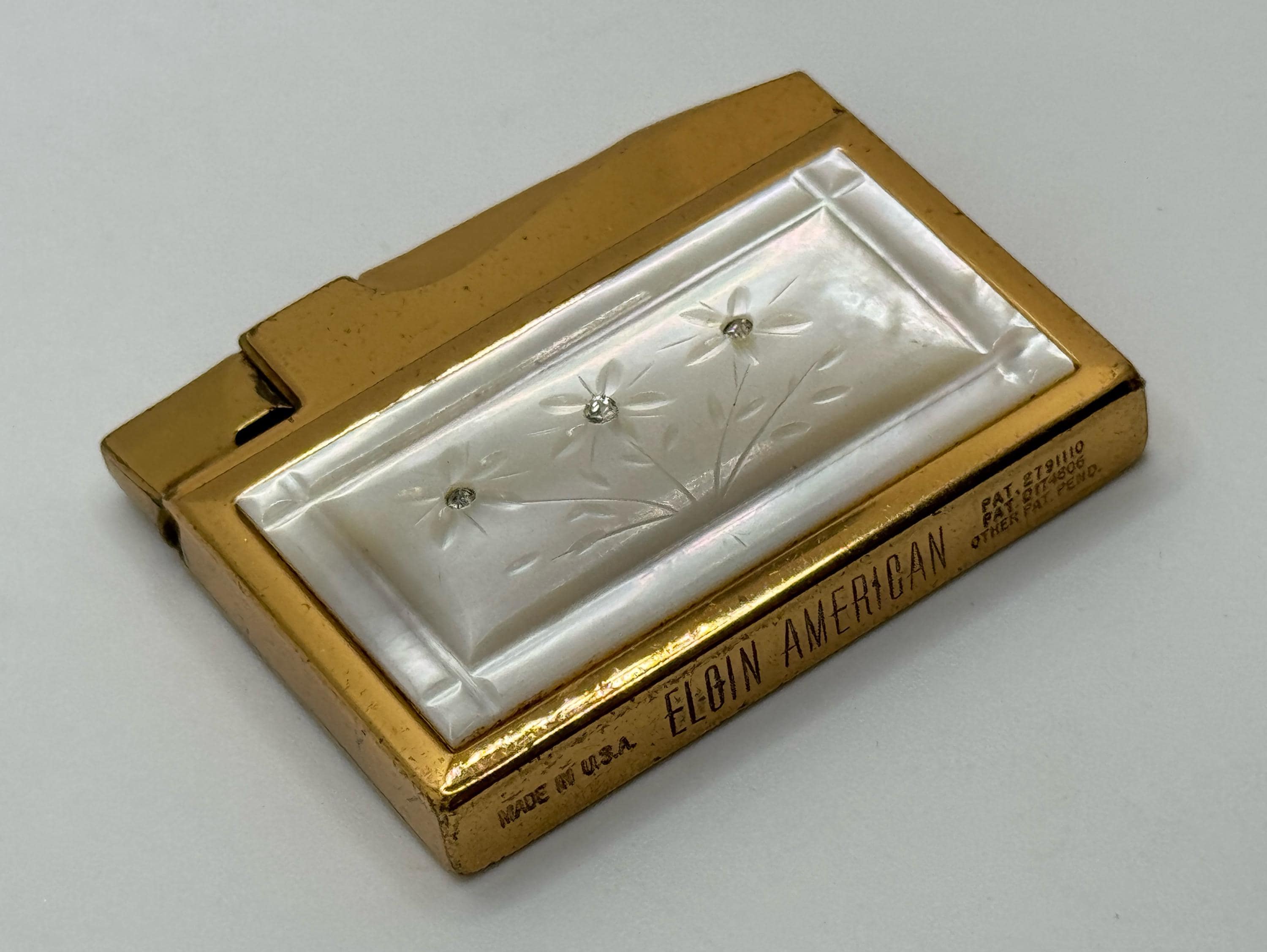 Vintage 1960s ELGIN AMERICAN Mother of Pearl Lighter