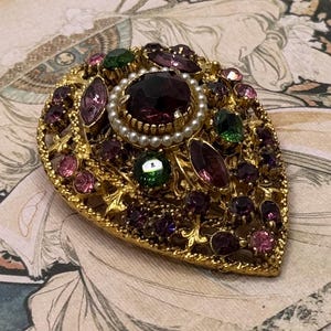 Vintage 1960s FLORENZA. Rhinestone and Faux Seed Pearl Brooch/Pendant - Gold Plated - Pear or Teardrop Shaped