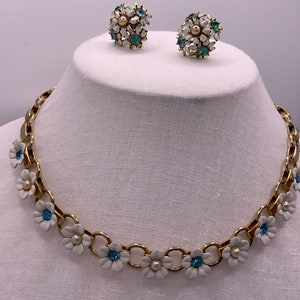 Vintage 1940s/50s CORO Necklace and Clip on Earrings White Enamel Blue Rhinestone and Faux Pearl Gold Tone image 6