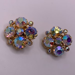Vintage 1960s WEISS Rhinestone Clip on Earrings - AB Rhinestone - Clasic Cluster Earrings - Glitzy Vintage Evening Wear