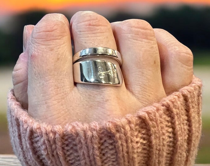 Letter L Initial Spoon Ring - Sized to Fit - Antique Silver Spoon