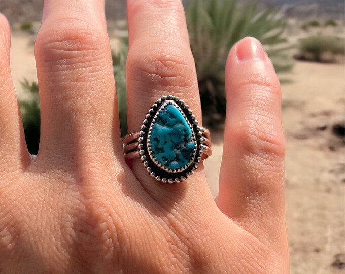 Size 8.5 - Kingman Turquoise Ring - Sterling Silver - Handmade