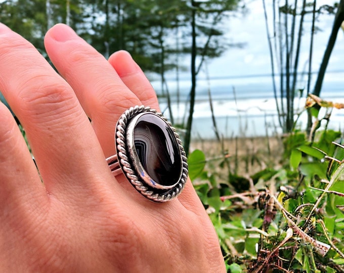 Size 7 - Banded Black Onyx Ring - Sterling Silver