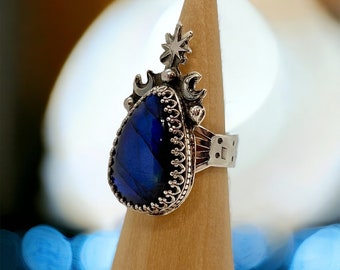 Size 7.75 - Royal Blue Labradorite Ring - Sterling Silver - Celestial Ring - Handmade