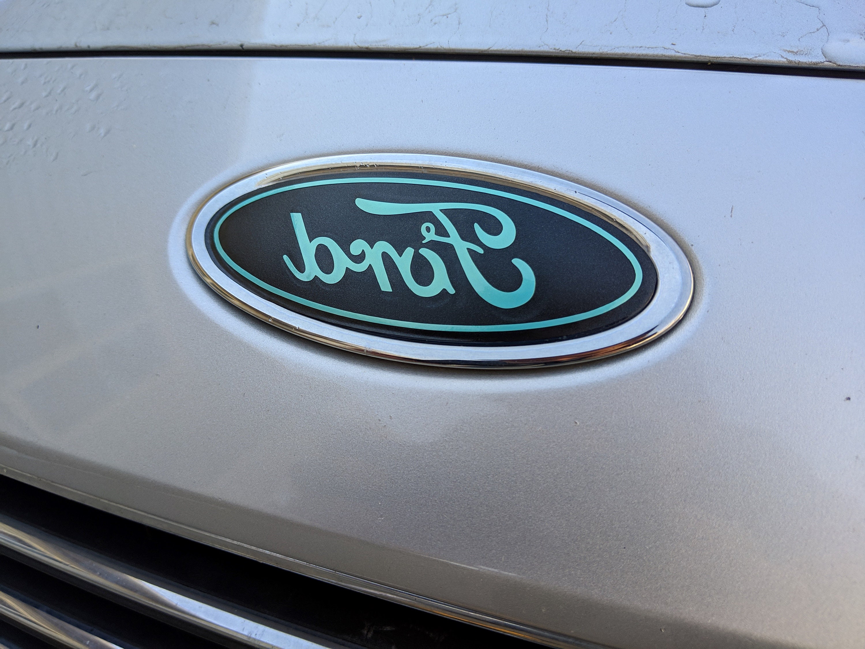 ford emblem overlay