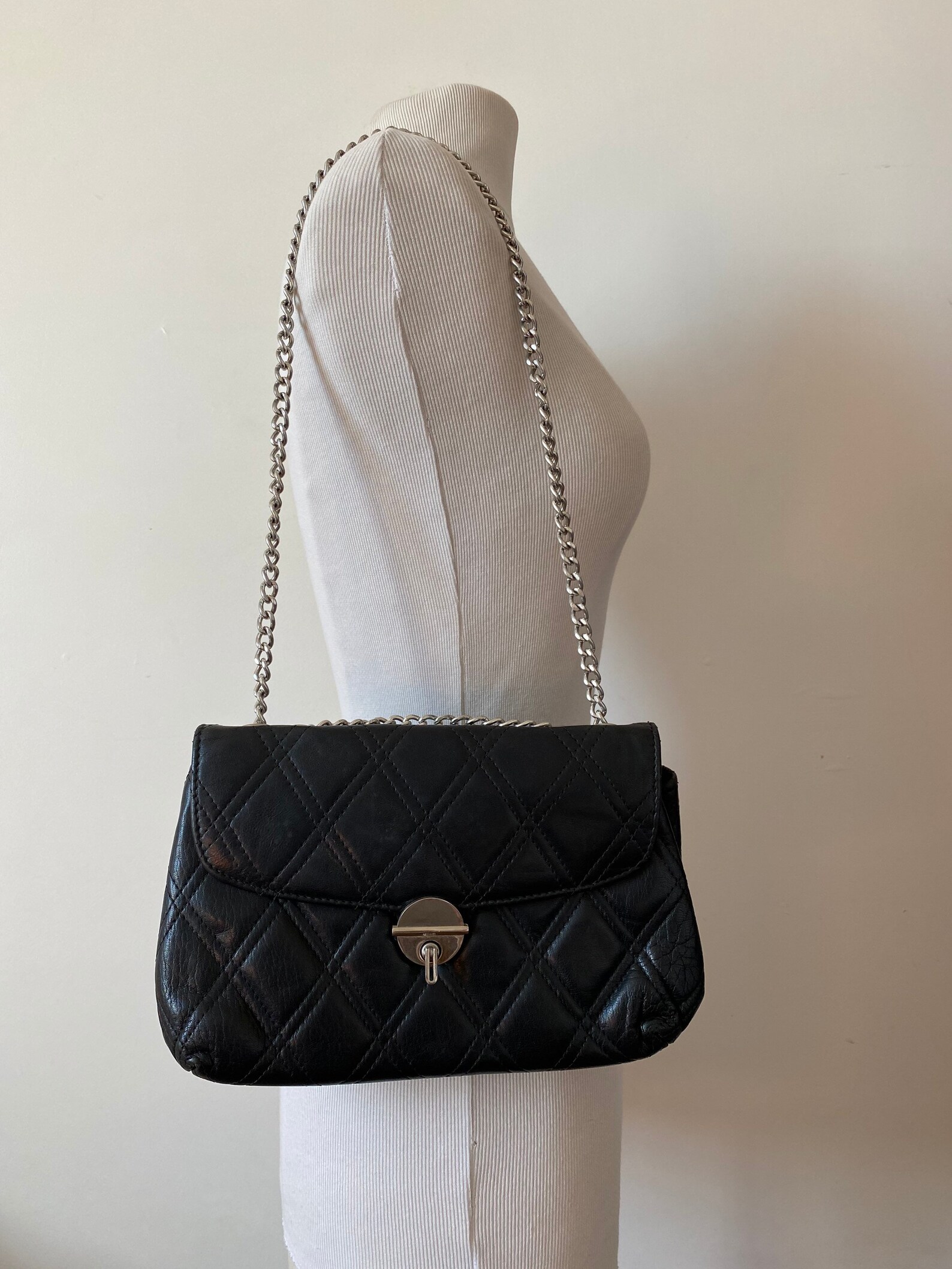 Petit Sac noir bandoulière vintage simili cuir matelassé ...