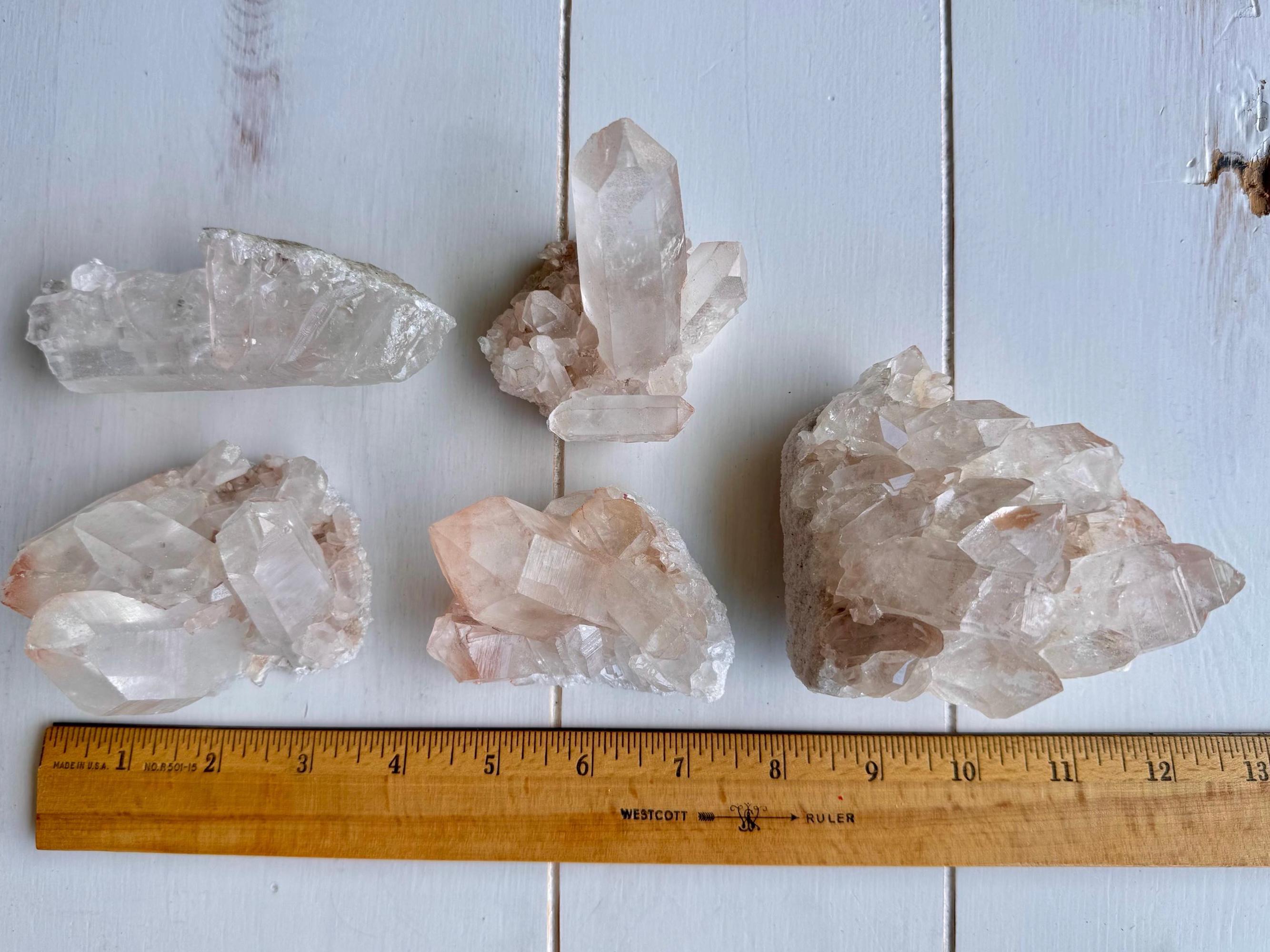 原石ピンクレムリアンクォーツクラスター：スカーレットテンプル