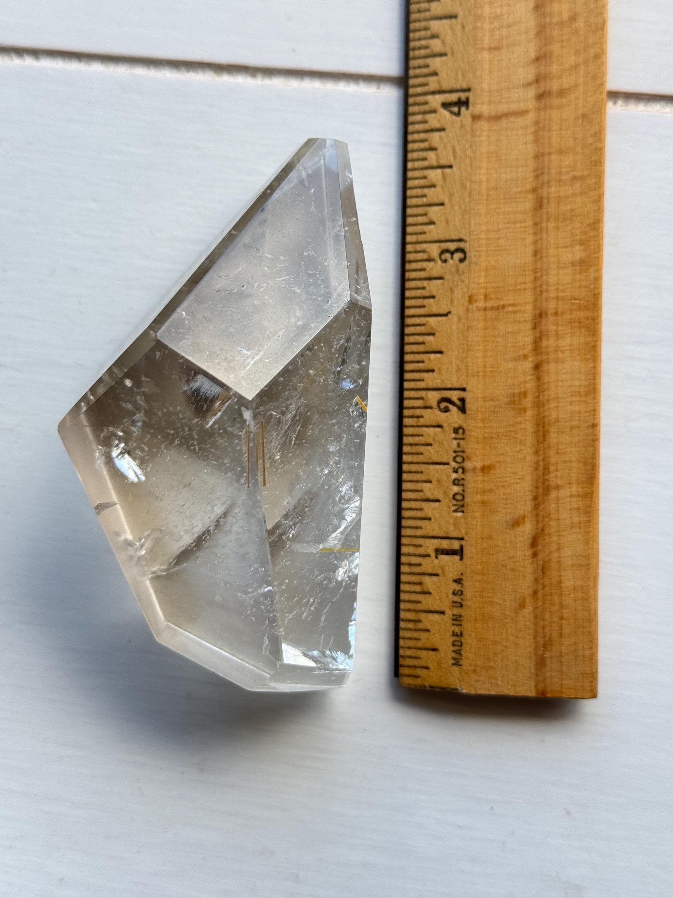 スモーキークォーツフリーフォーム：ルチルとレインボー