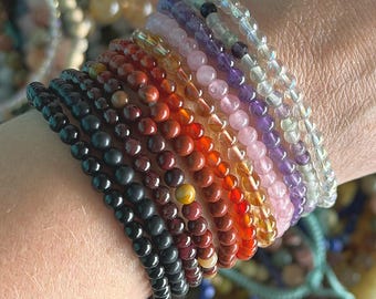 SLEEKEE Bracciale con Perline Colorate da 2 Pezzi, Chakra e Dell'Amicizia - Buona Fortuna con Pietre Colorate alla Moda