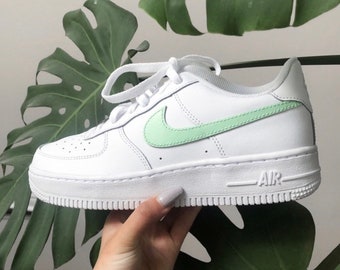 nike air force colour tick