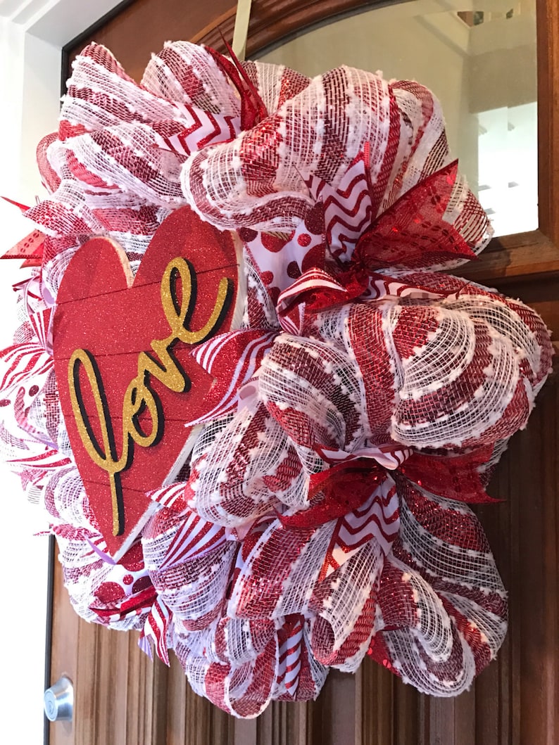 Red Heart covered in Glitter Valentine/'s Love Wreath and Gold Love Sign! Red and White Deco Mesh Valentine/'s Wreath with Ribbon On Sale