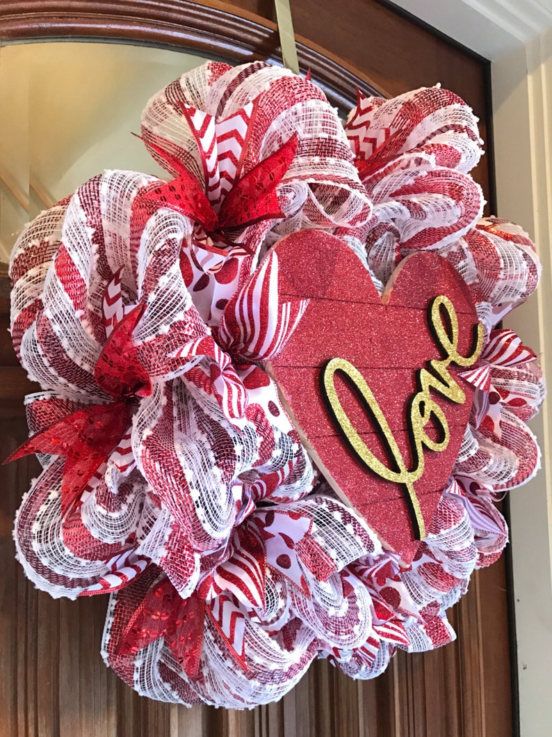 Red Heart covered in Glitter Valentine/'s Love Wreath and Gold Love Sign! Red and White Deco Mesh Valentine/'s Wreath with Ribbon On Sale