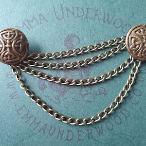 Celtic cloak chain Fastener, Bronze coloured, 17mm metal shank, Button and chain fastening.