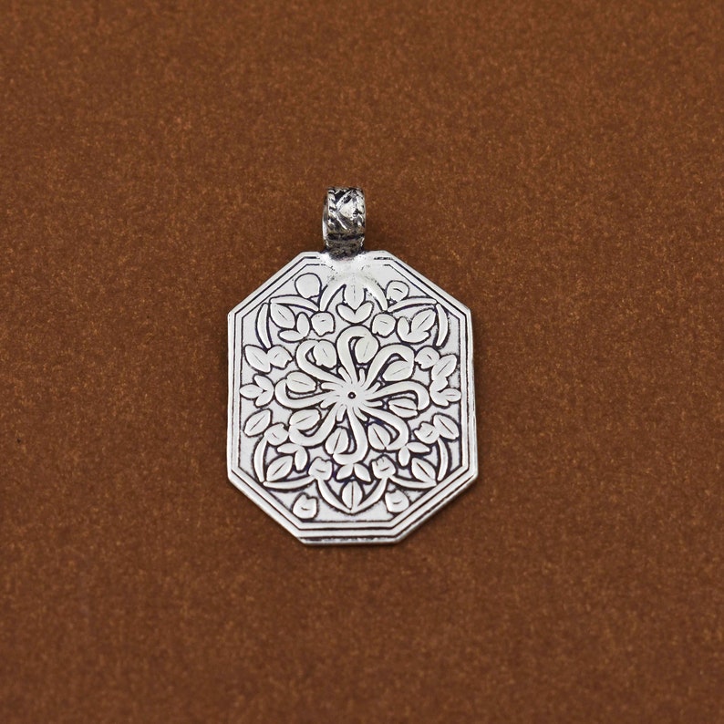 5 Pc Beautiful Designer Flower Stamped Desgin Silver Plated Over Solid Copper Pendant 44mmx28mm