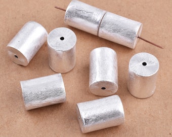 Versilberte Zylinderperlen: Zylinderperlen aus gebürstetem Kupfer (20 x 14 mm, 10 Stück)