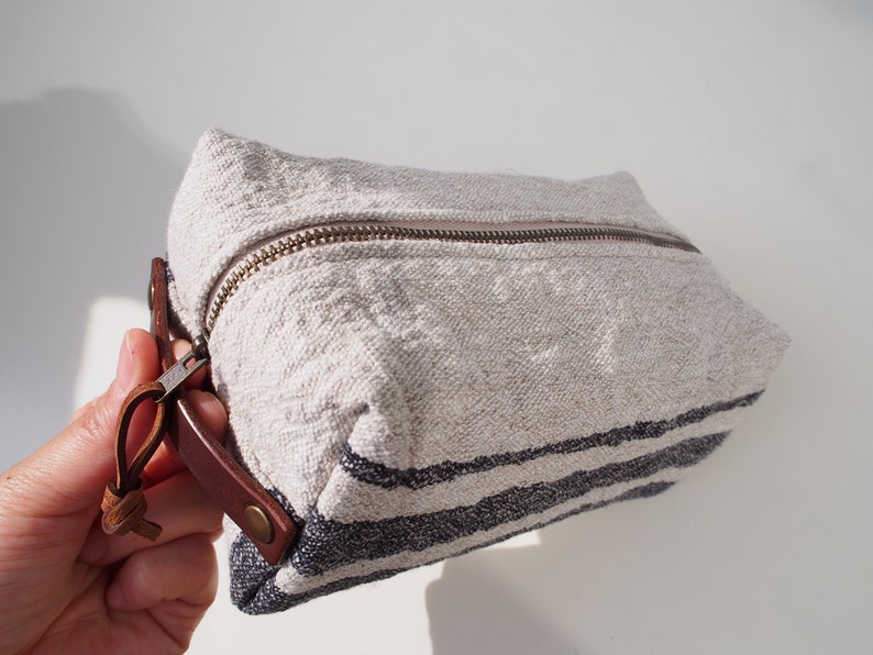 Linen Wash Bag M Linen Toiletry Bag Linen Makeup Bag Etsy