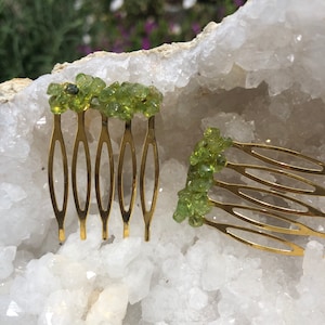 Peridot Crystal - Stone hair combs - set of 2