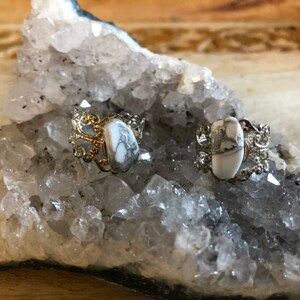 Howlite - Adjustable ring