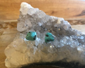 Crystal - Stone stud earrings