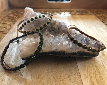 Emerald Crystal - Macrame bracelet