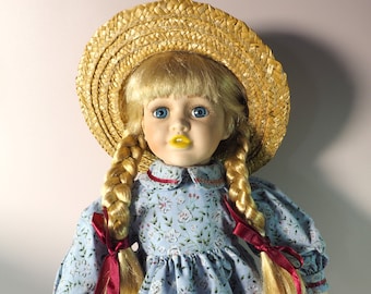 poupée en porcelaine de collection vintage. Kim Porzellanpuppe. Allemagne.