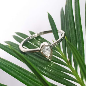 Pear cut Diamond Gold Engagement Ring, Geometric Drop Diamond Solitaire proposal Ring