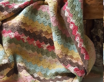 Crochet Rug Pattern – Corner to Corner Yarn Scraps, Chunky DIY (PDF Pattern)
