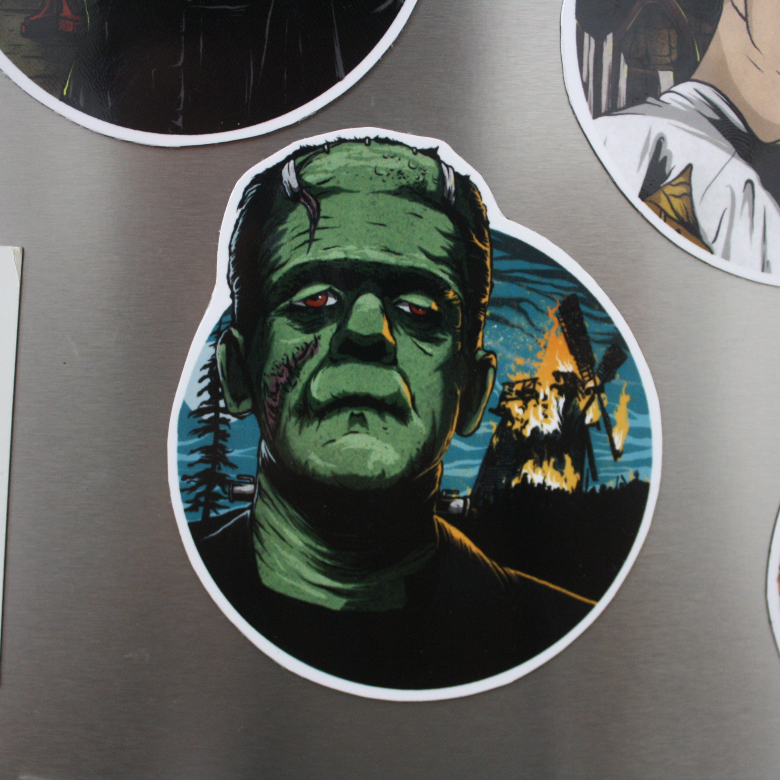 THE MUNSTERS *2X3 FRDGE MAGNET* STCOM MONSTER MOVE HERMAN EDDE