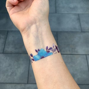 Tatouage temporaire bracelet fleurs bleues 4 tatouages image 5