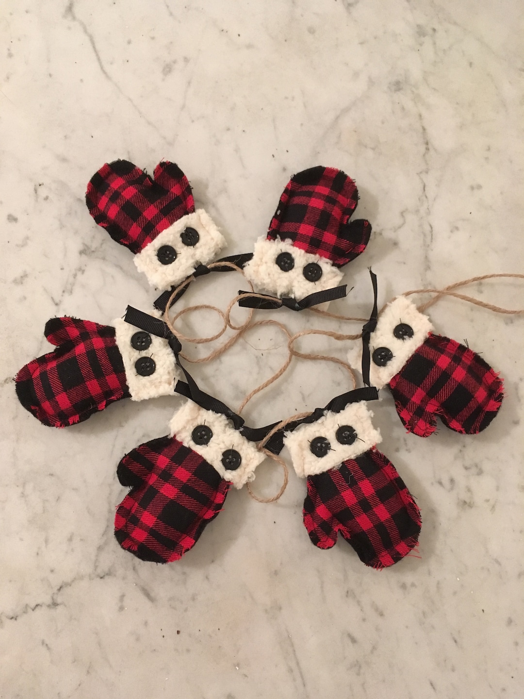 DIY Mitten Garland Epattern, Christmas and Winter Decor Etsy