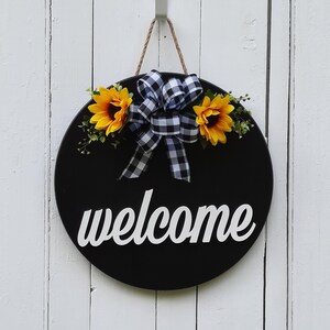 Sunflower Welcome Wreath: Black & White Check Bow, Spring Door Decor