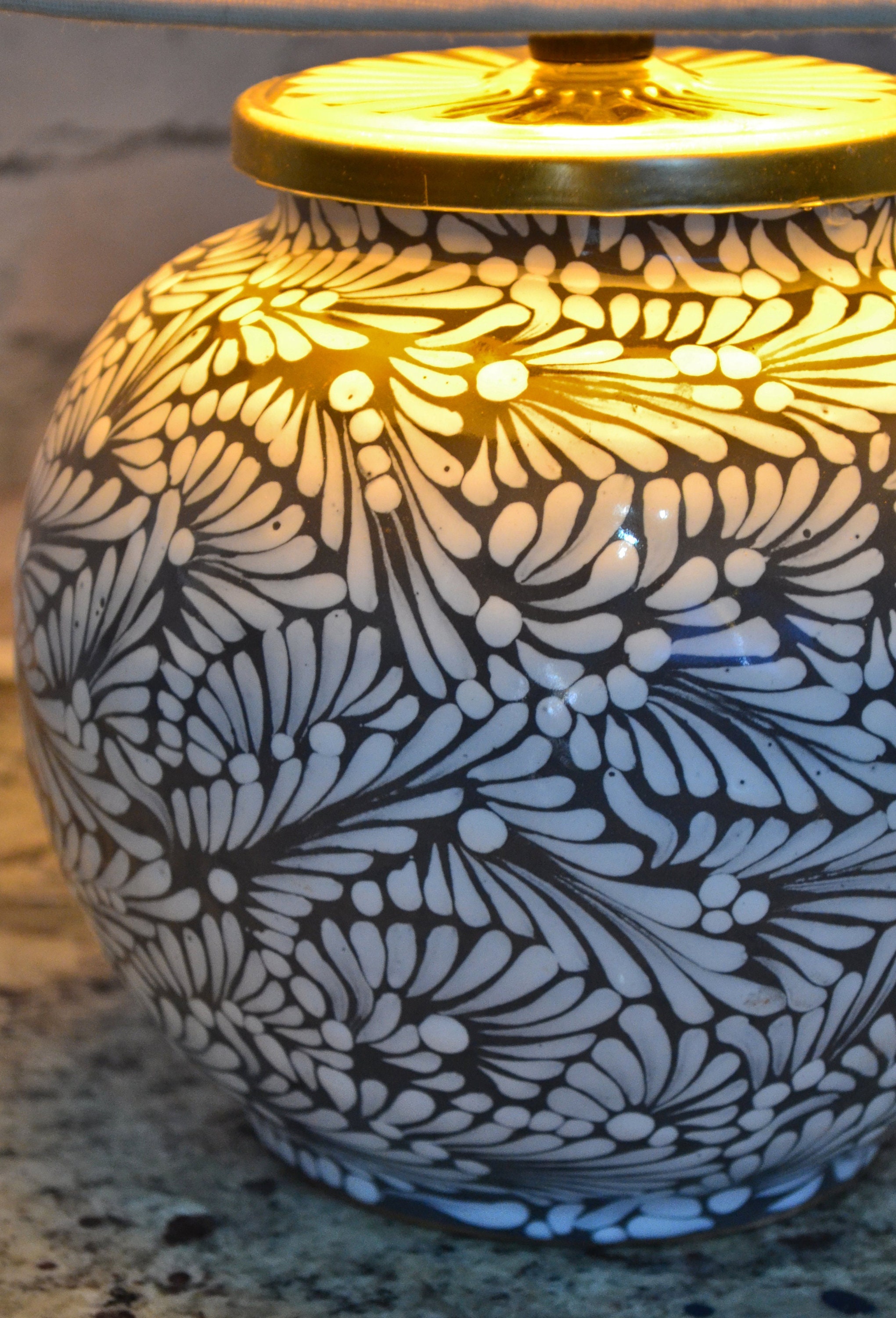 Talavera Bedside Lamp: 14