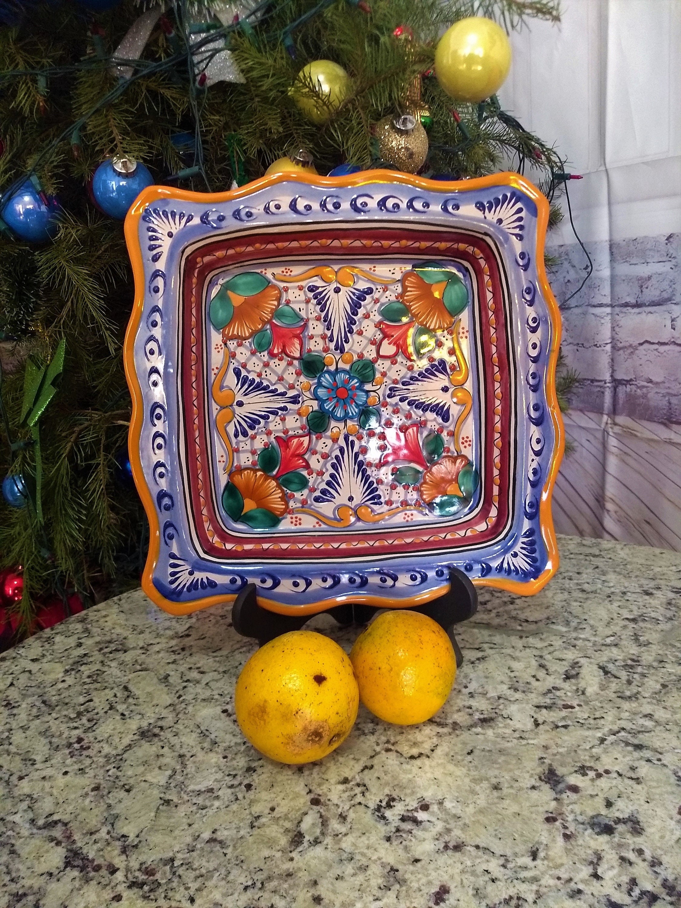 Mexican Talavera serving plate, talavera tiles, talavera tray, mexican ceramics tray, talavera wall plate, wall ceramic plate.  CM205