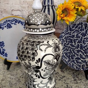 Ceramic ginger jar, Beautiful talavera ginger jar, lidded ceramic jar, Floral ginger jar, lattice ginger jar. CM161