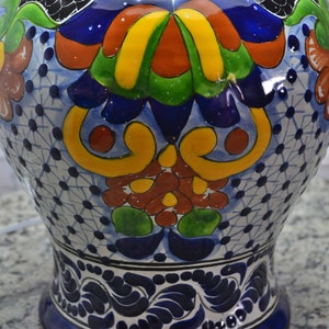 Talavera Lamp - Green Feature