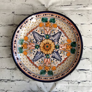Mexican Talavera dinner plate. 12&quot;/13.8&quot; Majolic Ceramic Decorative Wall Mount Plate.  CM046