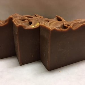 Sweet Vanilla Chai Cream Silk Soap. Artisan Soap. Cold Process Soap.