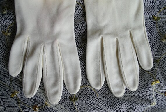 Vintage Red & White Gloves, Ladies Mid Century Fa… - image 9