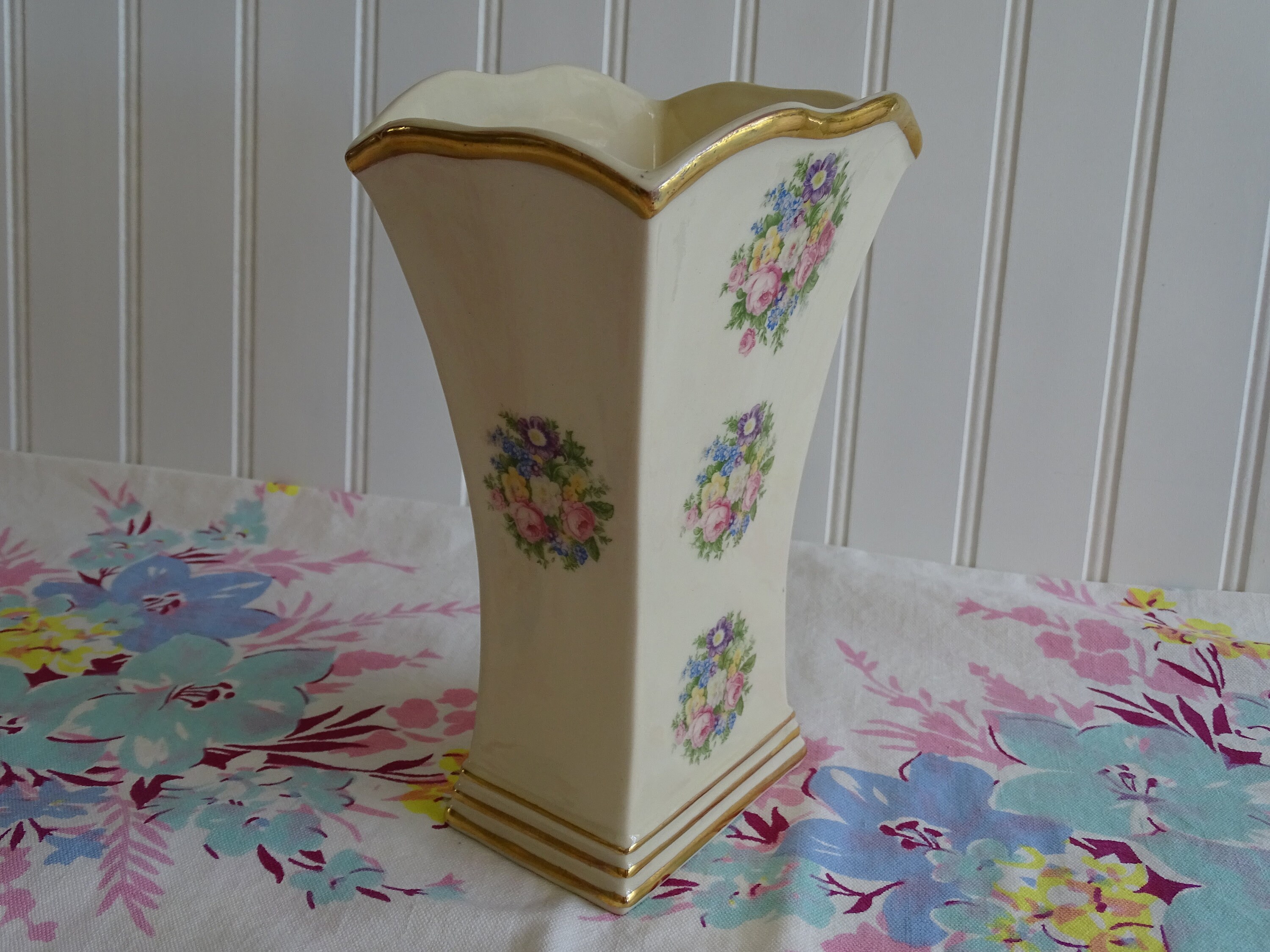 Vintage Flower Vase 8 Tall Floral Vessel Mid Century Etsy