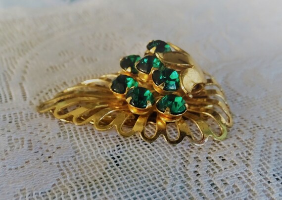 Antique Dress Clip, Art Deco Brooch, Emerald & Go… - image 3