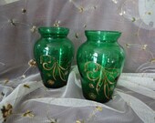 2 Green Glass Twin Vases, Emerald Green with Gold Accent, Mid Century Decor, Small Flower Vessels, Little Green Bud Vases Pair, Granny Chic