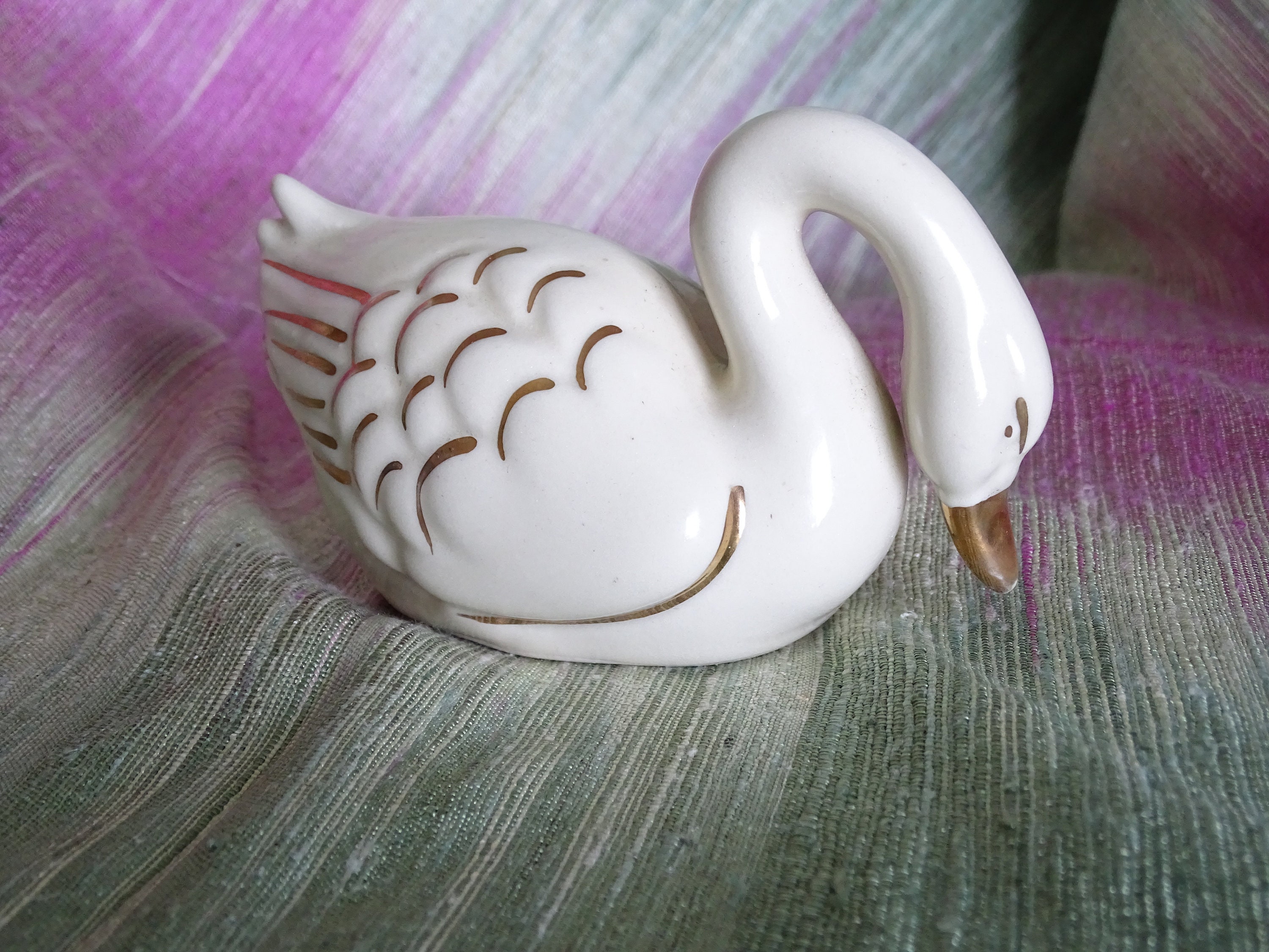 Vintage White Swan Figurine Small Ceramic Swan Metallic Etsy